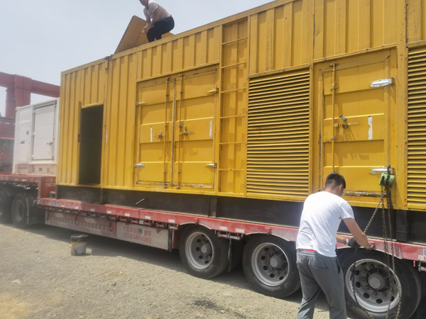 东湖发电机出租100KW发电机需要什么规格的电缆线？